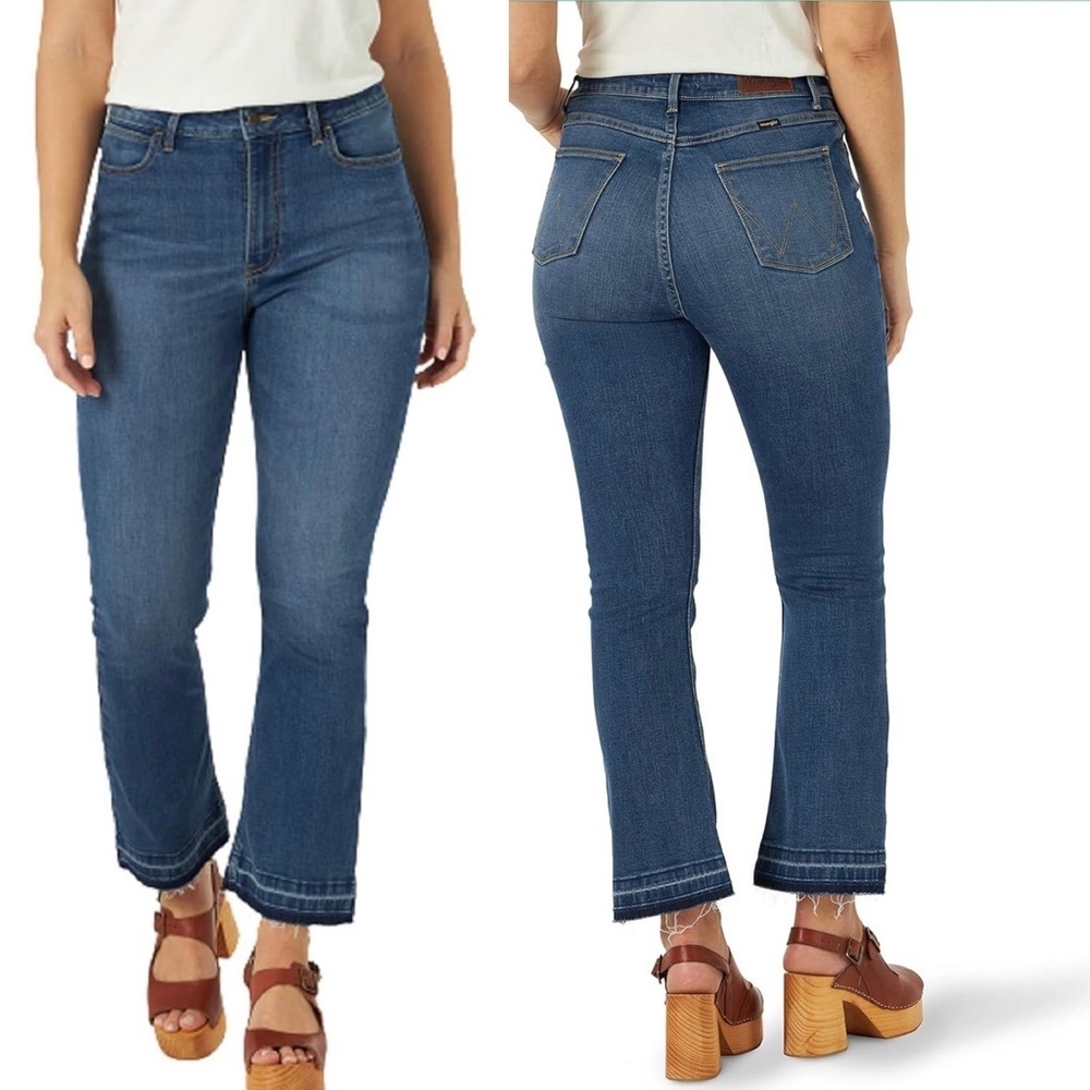 Wrangler High Rise Kick Flare Crop Frayed Hem Jeans